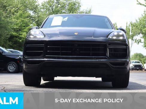 Used 2023 Porsche Cayenne Turbo AWD/4WD image 4