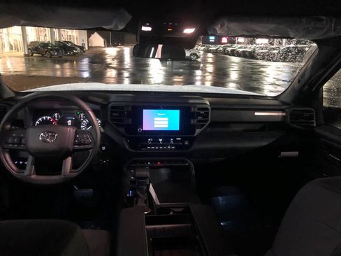 New 2026 Toyota Tundra SR5 AWD/4WD image 15