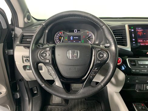 Used 2016 Honda Pilot Elite image 21