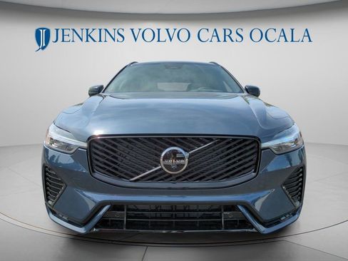 New 2026 Volvo XC60 B5 Plus AWD/4WD image 8