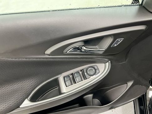 Used 2024 Chevrolet Malibu RS FWD image 20