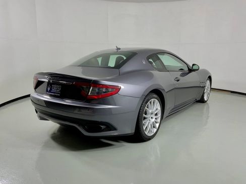 Used 2016 Maserati GranTurismo Sport RWD image 2