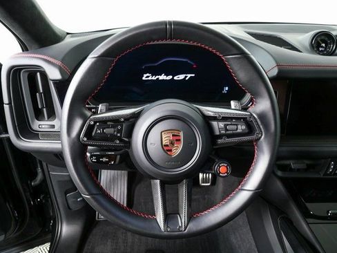 Certified 2025 Porsche Cayenne Turbo GT image 9