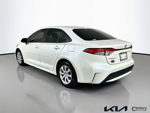 Used 2020 Toyota Corolla LE FWD image 7