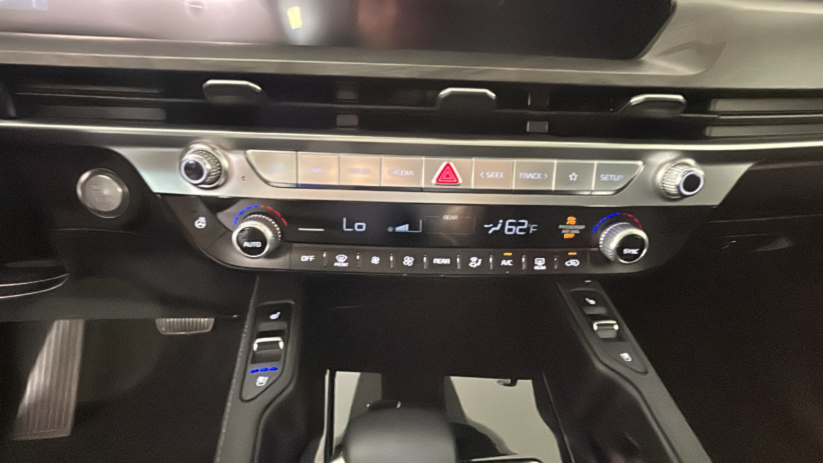 Used 2024 Kia Telluride EX X-Line AWD/4WD image 27