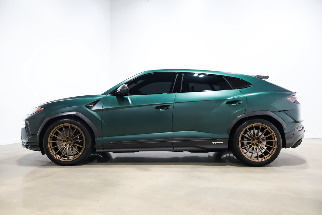 Used 2024 Lamborghini Urus Performante AWD/4WD image 13