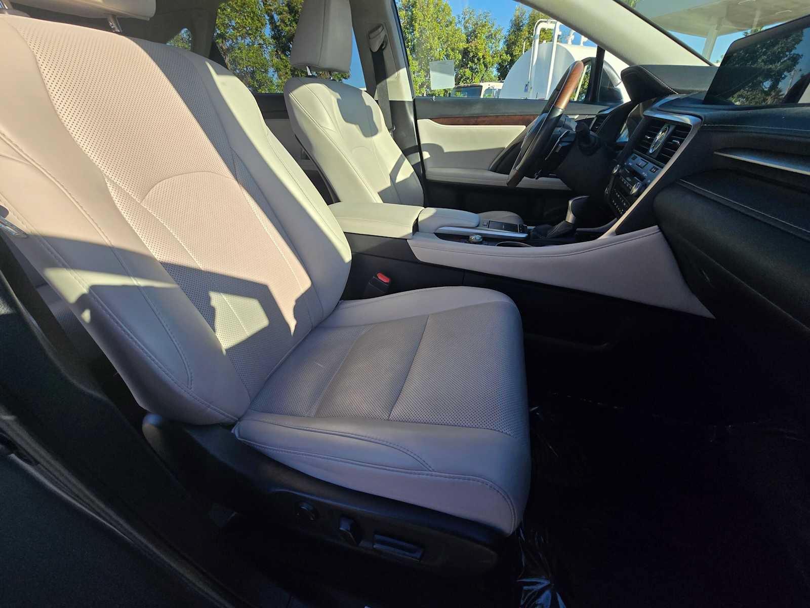 Used 2022 Lexus RX 350 FWD w/ Premium Package image 10