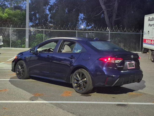 Used 2024 Toyota Corolla SE w/ SE Premium Package FWD image 6