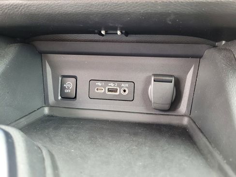 Used 2024 Nissan Sentra SV FWD image 20