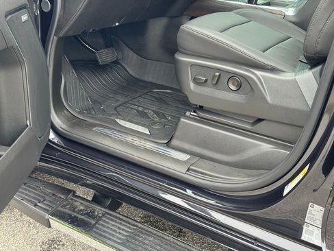 New 2026 GMC Sierra 1500 SLT w/ SLT Premium Plus Package image 19