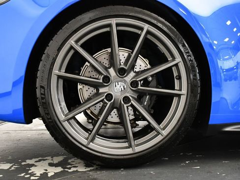 Used 2024 Porsche 911 Carrera T image 18