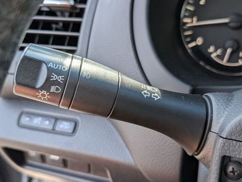 Used 2015 Nissan Altima 2.5 SV w/ Convenience Package image 36