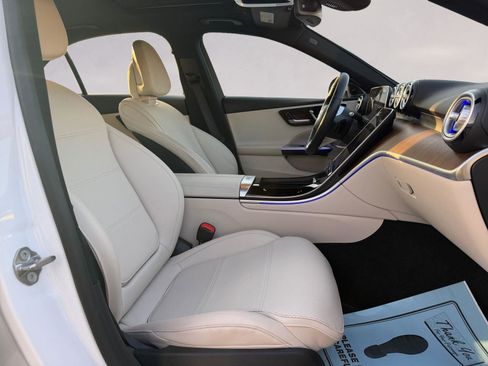 Used 2023 Mercedes-Benz C 300 Sedan image 15