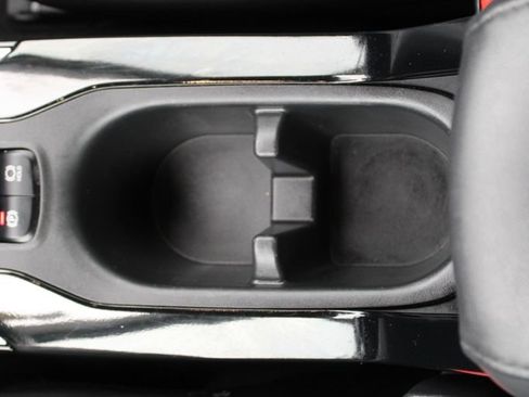 Used 2024 Toyota Corolla Cross XLE image 18