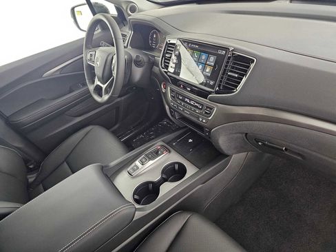 New 2025 Honda Ridgeline RTL image 11