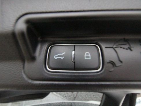 Used 2022 Ford Explorer ST w/ Equipment Group 401A image 18