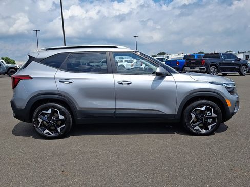 Used 2026 Kia Seltos S AWD/4WD image 7