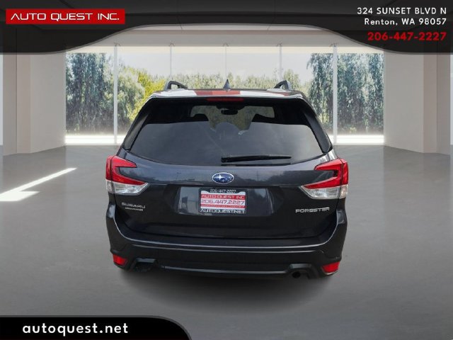 Used 2019 Subaru Forester Premium AWD/4WD image 6