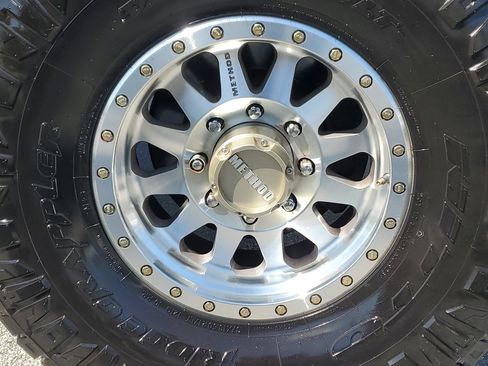 Used 2017 Ford F250 Lariat w/ Lariat Ultimate Package image 39