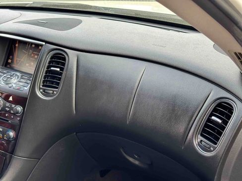 Used 2012 INFINITI EX35 Journey w/ Premium Pkg image 23