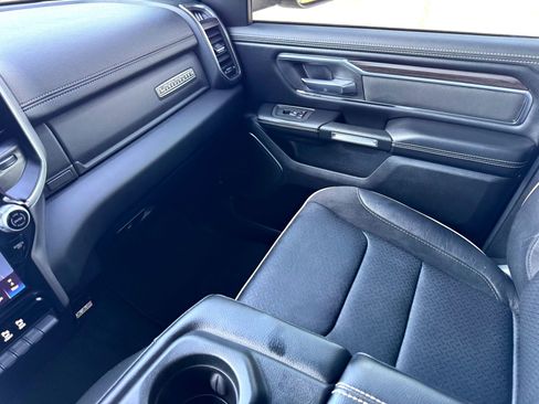 Used 2025 RAM 1500 Laramie image 29