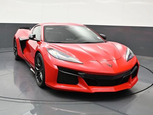 Used 2024 Chevrolet Corvette Z06 w/ Stealth Interior Trim Package RWD image 8