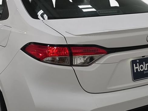 Certified 2024 Toyota Corolla SE FWD image 30