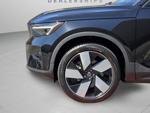 Certified 2023 Volvo C40 P8 Recharge Ultimate AWD/4WD image 34