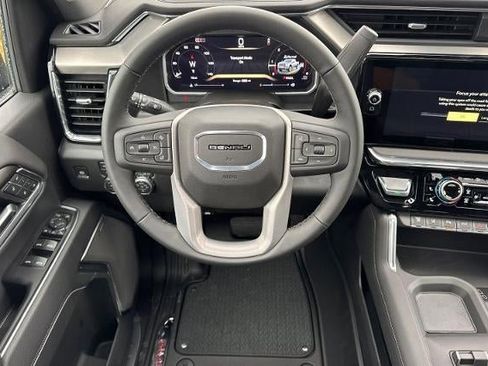 New 2026 GMC Sierra 2500 Denali w/ Denali Reserve Package image 15