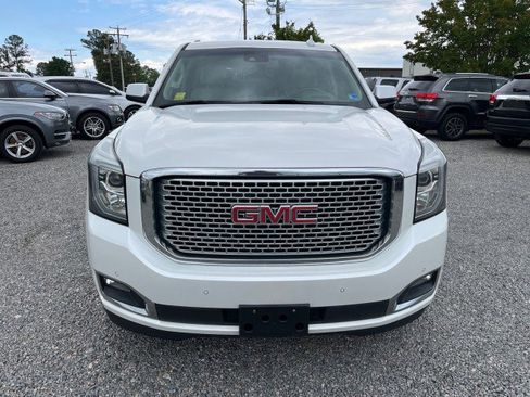 Used 2017 GMC Yukon Denali w/ Open Road Package AWD/4WD image 3