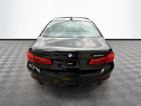 Used 2018 BMW 530e image 7