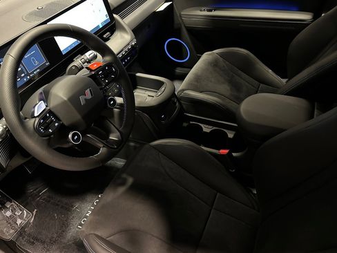 New 2025 Hyundai Ioniq 5 N image 9