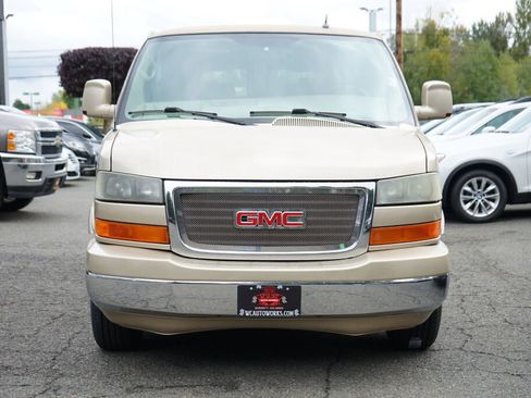 Used 2011 GMC Savana 1500 image 8