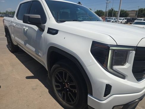 Used 2023 GMC Sierra 1500 Elevation w/ Preferred Package RWD image 3
