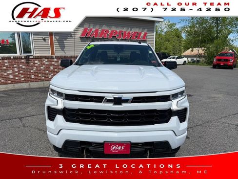 Used 2024 Chevrolet Silverado 1500 RST w/ Z71 Off-Road Package AWD/4WD image 10