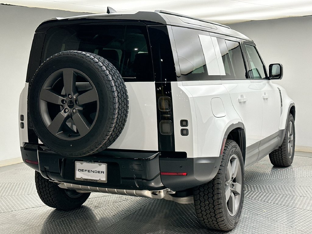 New 2026 Land Rover Defender 110 S AWD/4WD image 3