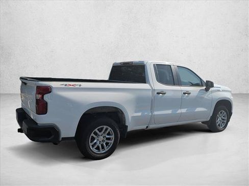 Used 2020 Chevrolet Silverado 1500 W/T w/ WT Value Package AWD/4WD image 4