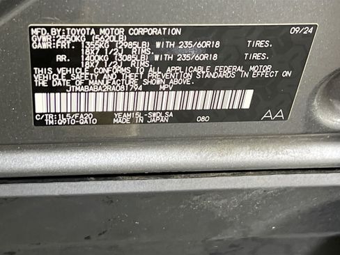 Used 2024 Subaru Solterra Premium image 30