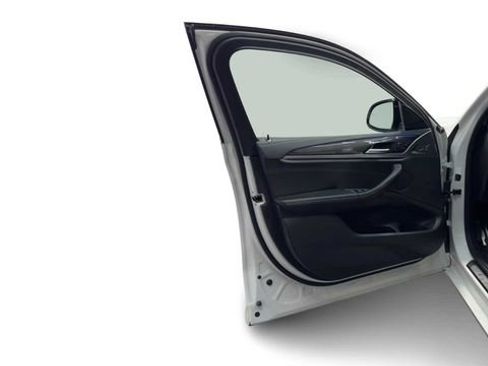 Used 2021 BMW X4 M40i w/ Executive Package image 10