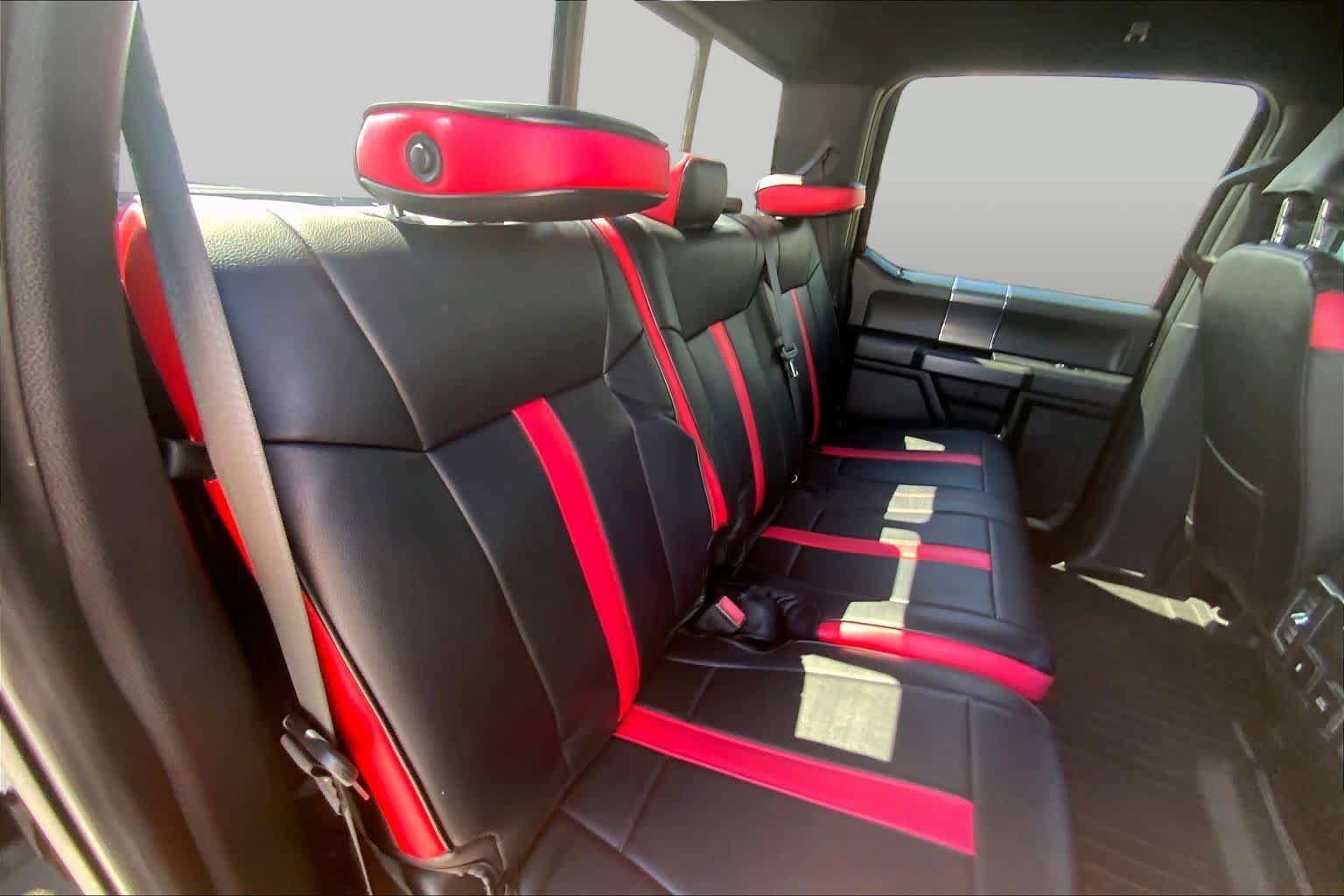 Used 2019 Ford F150 XLT w/ Equipment Group 302A Luxury AWD/4WD image 19