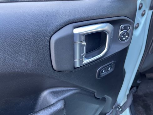 Used 2023 Jeep Wrangler Unlimited Rubicon w/ Dual Top Group image 23