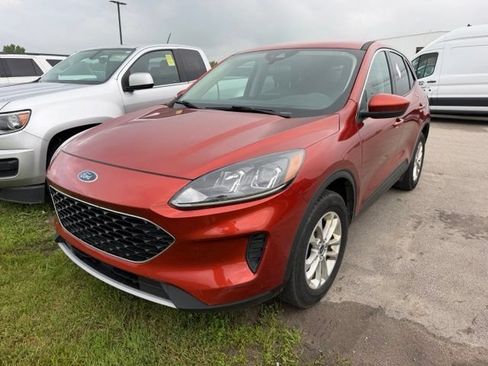 Used 2020 Ford Escape SE AWD/4WD image 3