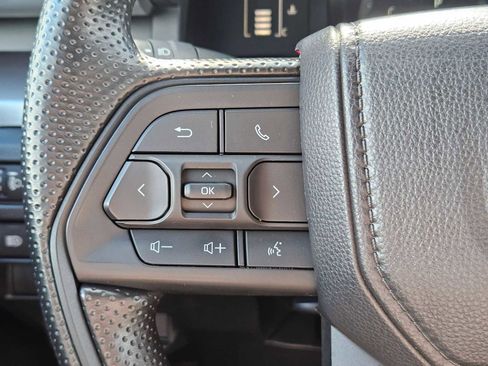 Used 2025 Toyota Tacoma SR5 RWD image 20