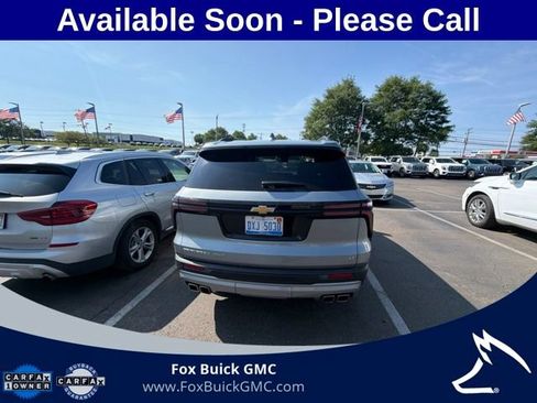 Used 2024 Chevrolet Traverse LT w/ Trailering Package AWD/4WD image 4