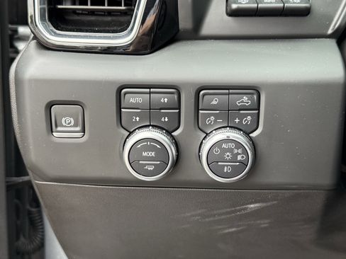 Used 2024 GMC Sierra 1500 Denali Ultimate image 25