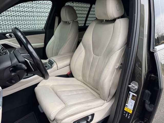 Used 2021 BMW X5 xDrive40i w/ Executive Package AWD/4WD image 10