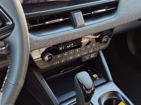 New 2026 Subaru Outback Limited image 5