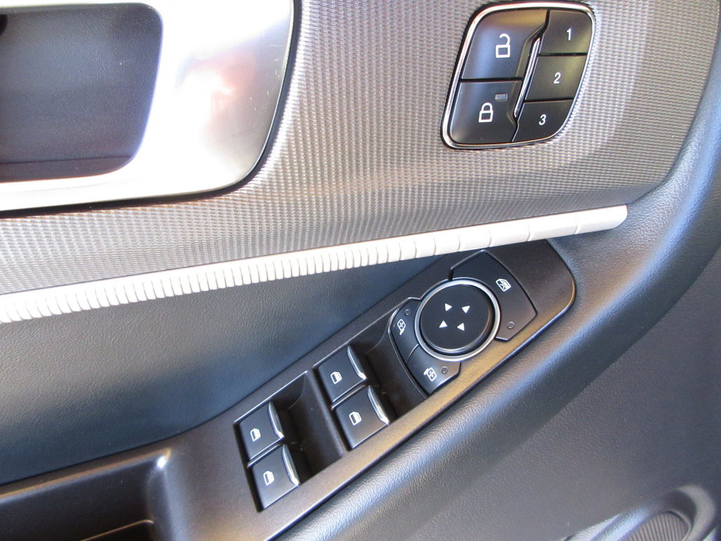 Used 2026 Ford Explorer ST-Line w/ Premium Package RWD image 11