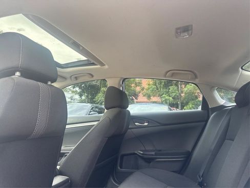 Used 2021 Honda Civic EX image 10