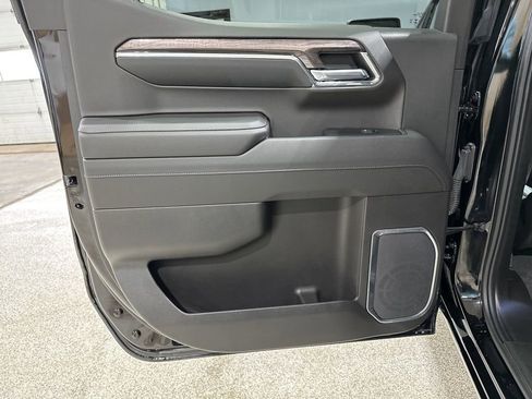 Used 2024 Chevrolet Silverado 1500 LTZ w/ LTZ Convenience Package II AWD/4WD image 14